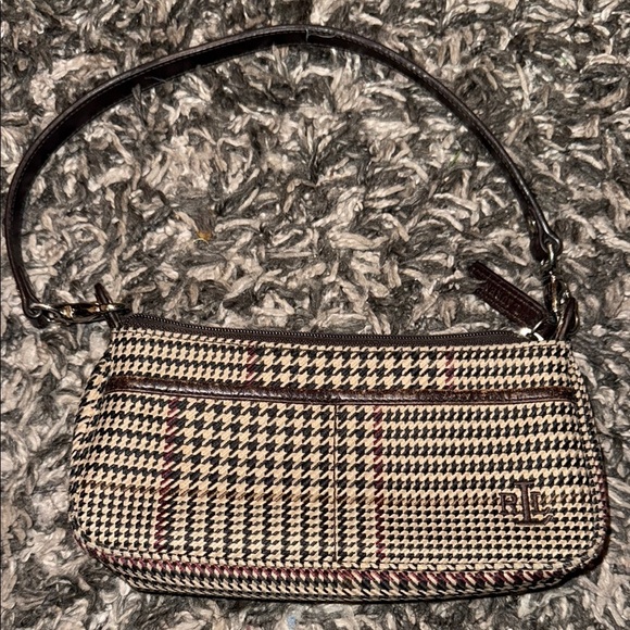 Lauren Ralph Lauren Black and Cream Houndstooth Wristlet - Picture 2 of 9